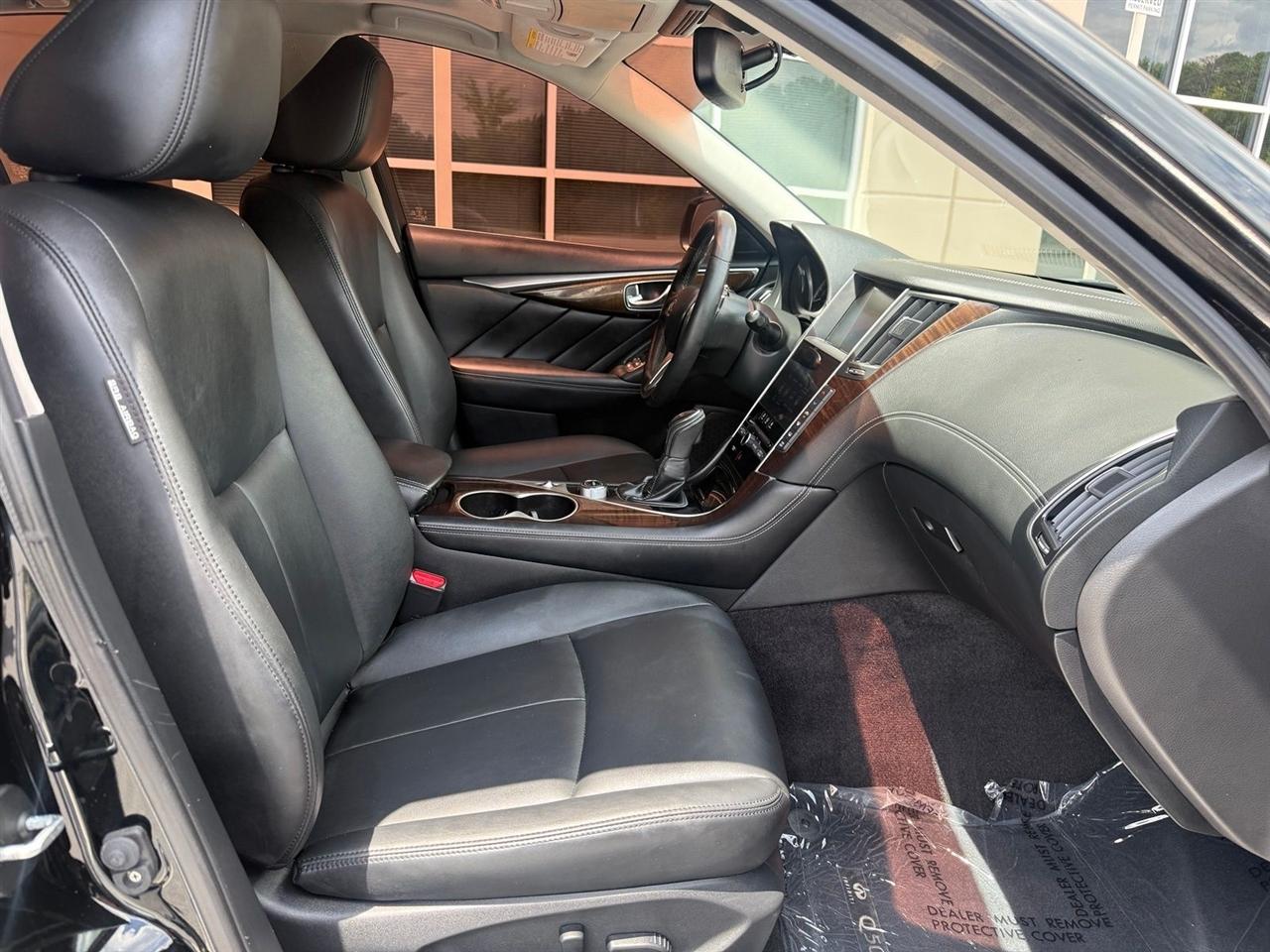 Infiniti Q50  2019