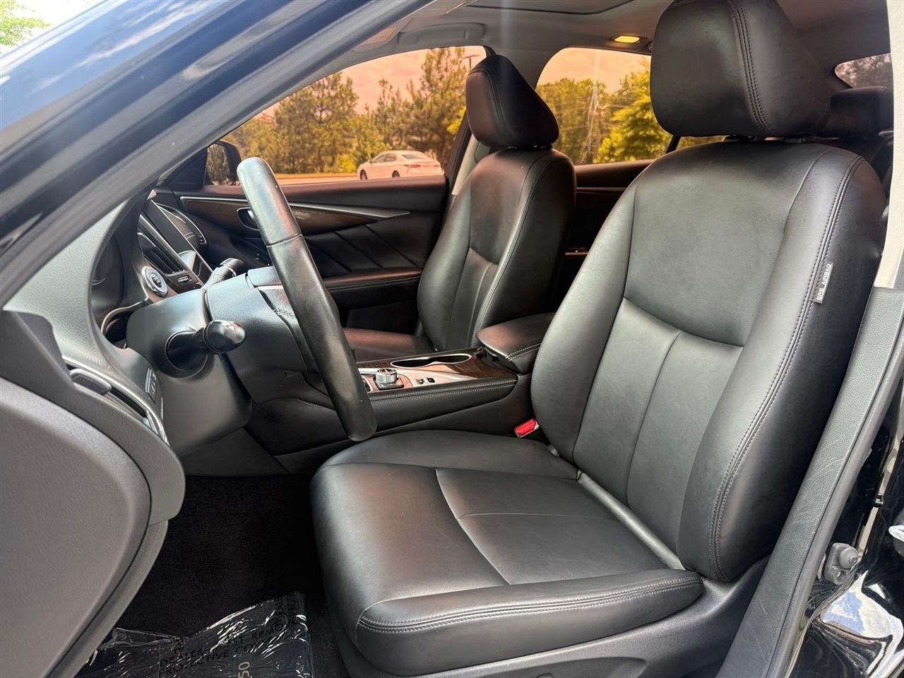 Infiniti Q50  2019