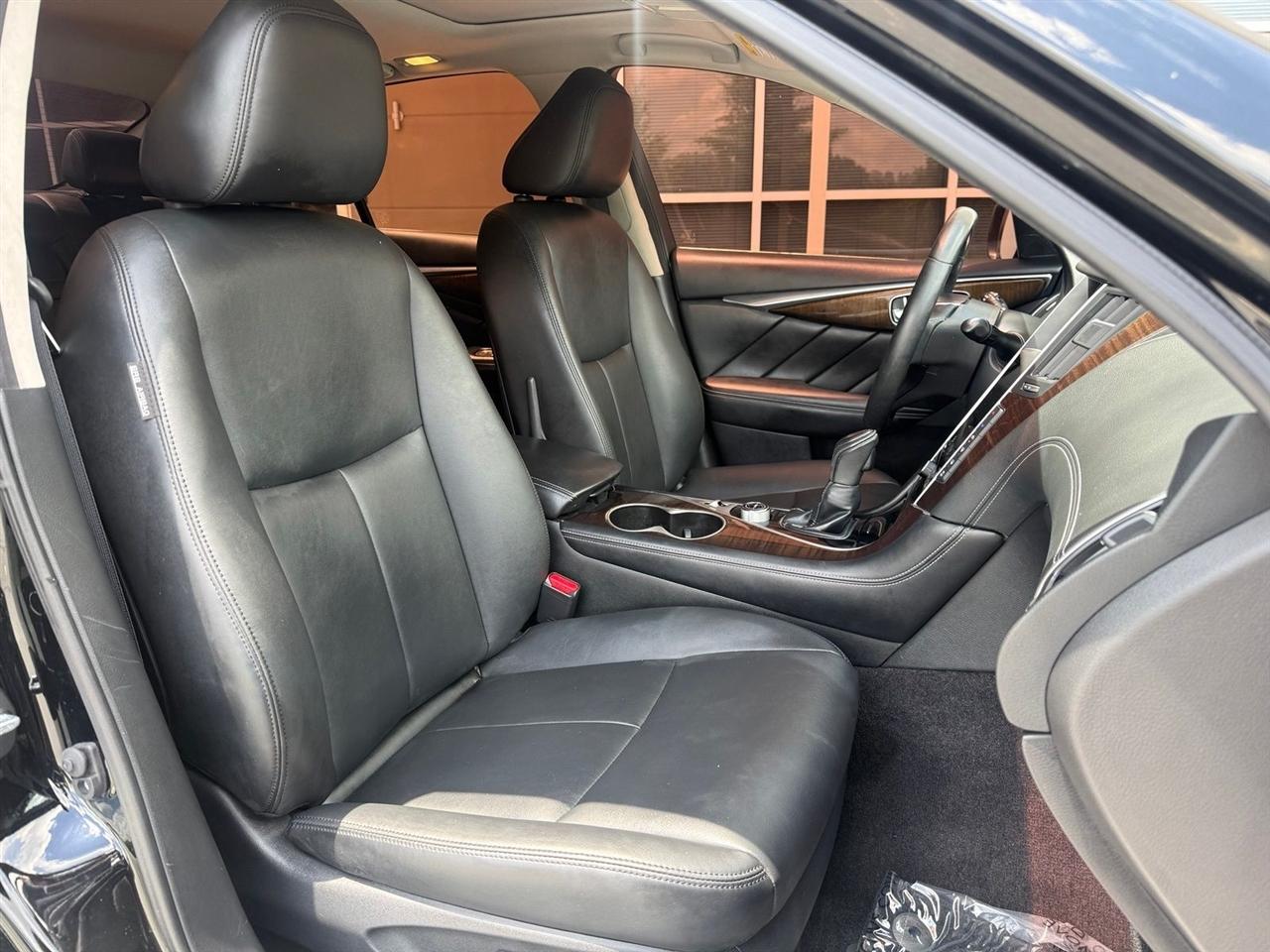 Infiniti Q50  2019