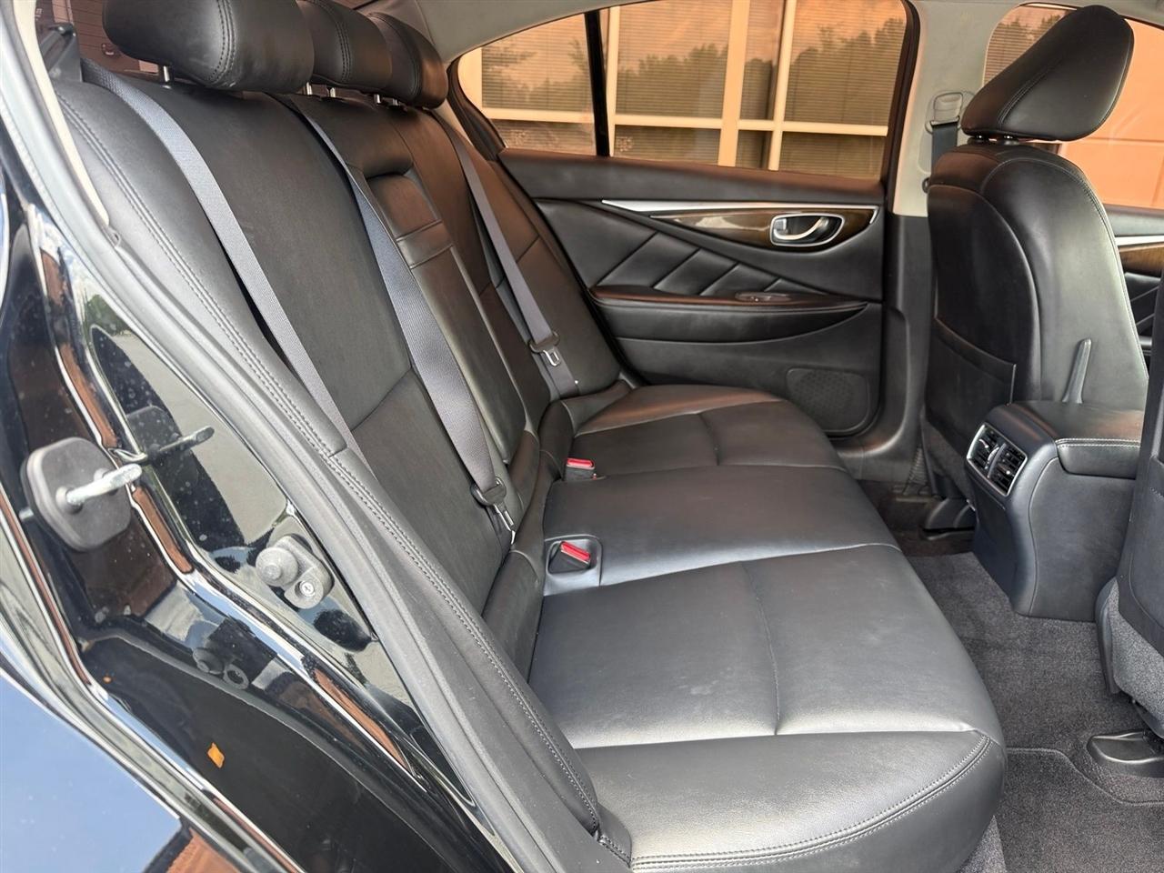Infiniti Q50  2019