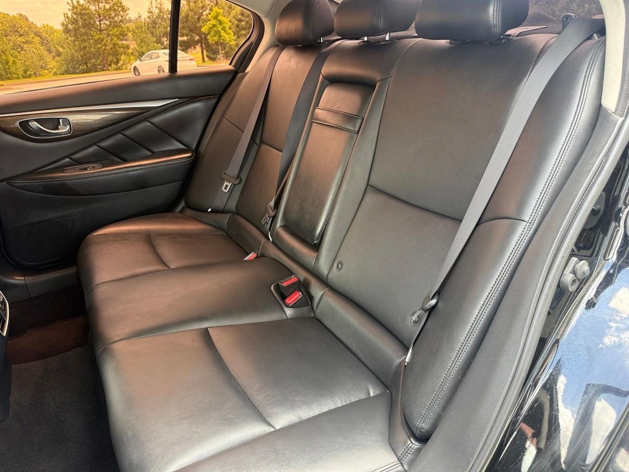 Infiniti Q50  2019