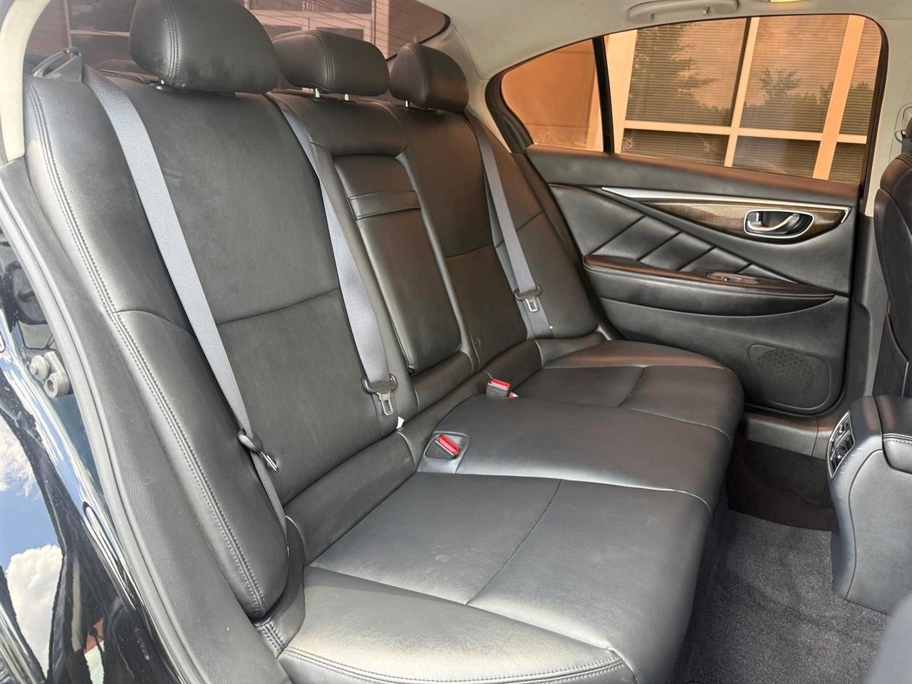 Infiniti Q50  2019