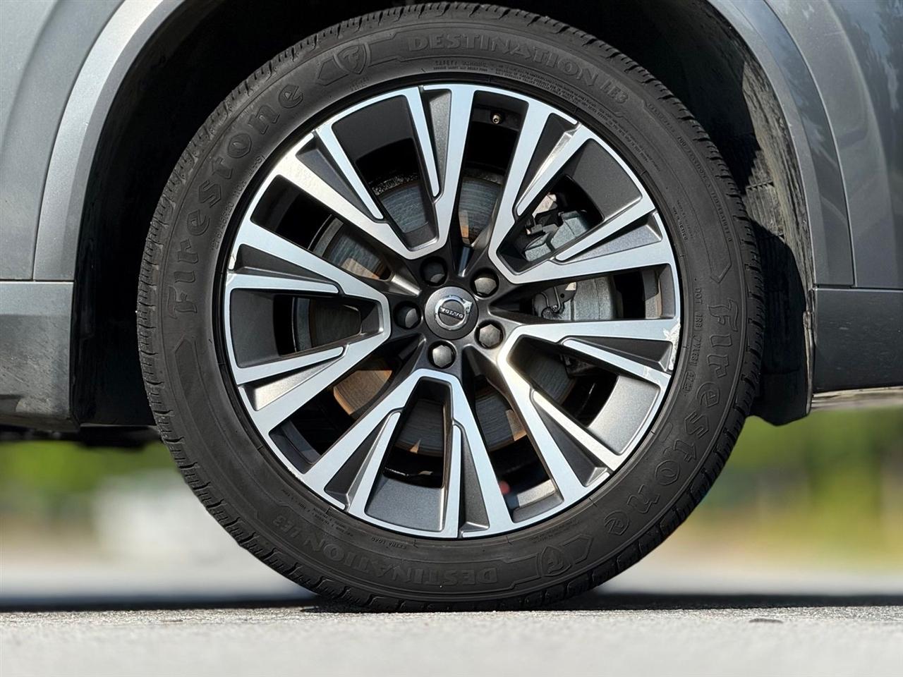 Volvo XC90  2020