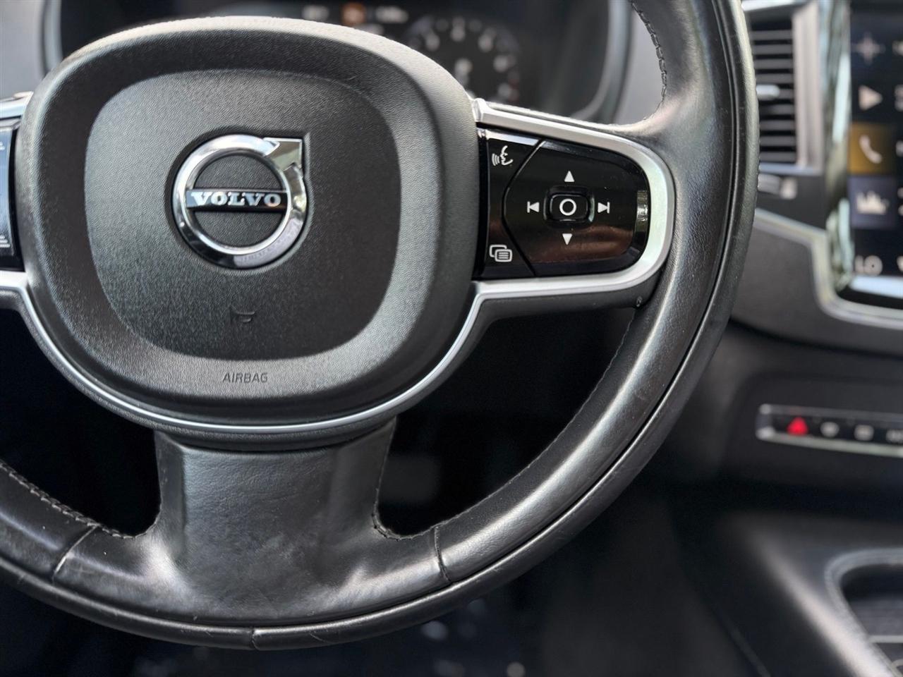 Volvo XC90  2020