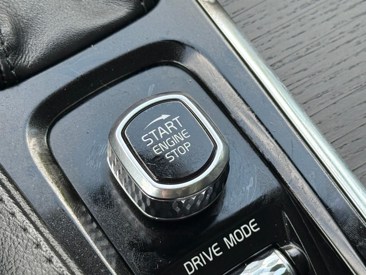 Volvo XC90  2020