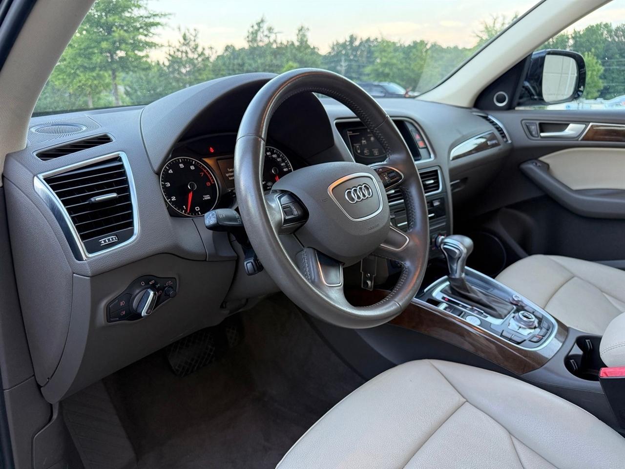 Audi Q5  2016