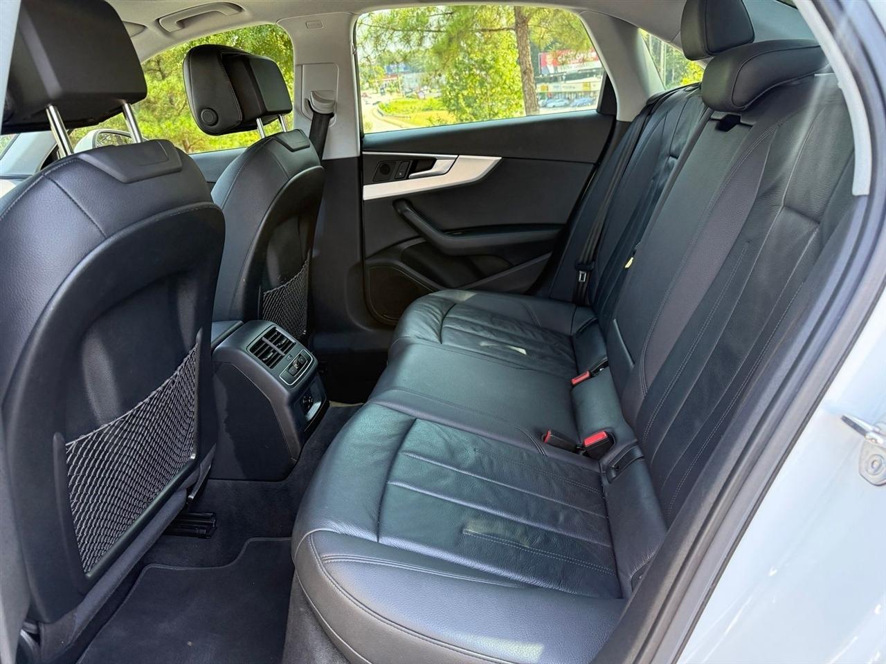Audi A4  2017