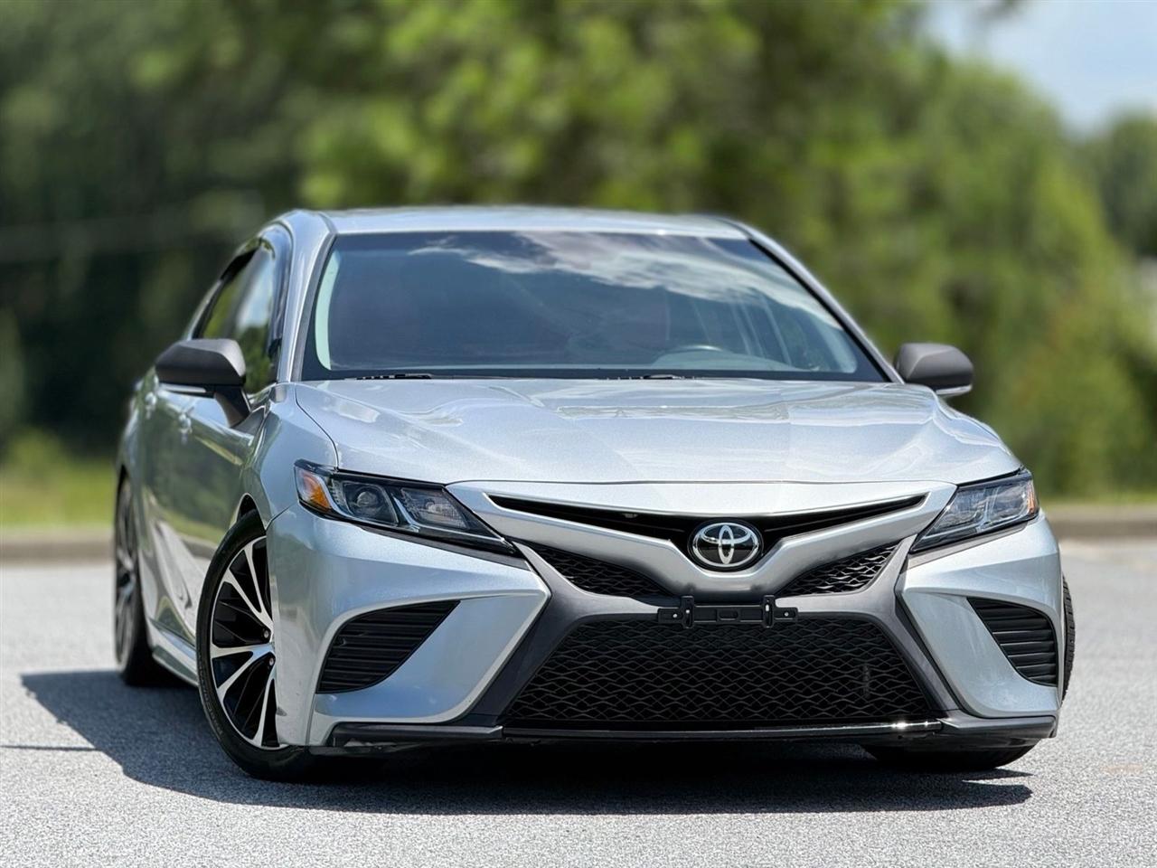 Toyota Camry  2018