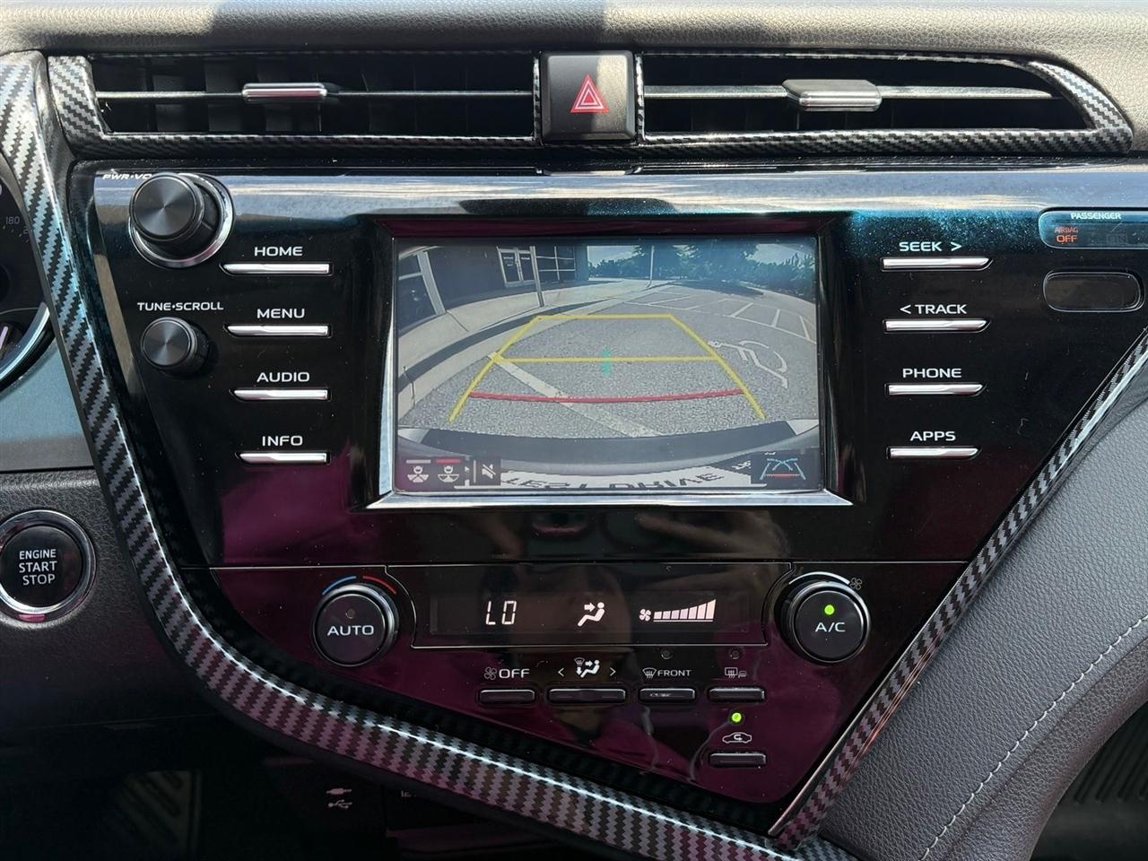 Toyota Camry  2018