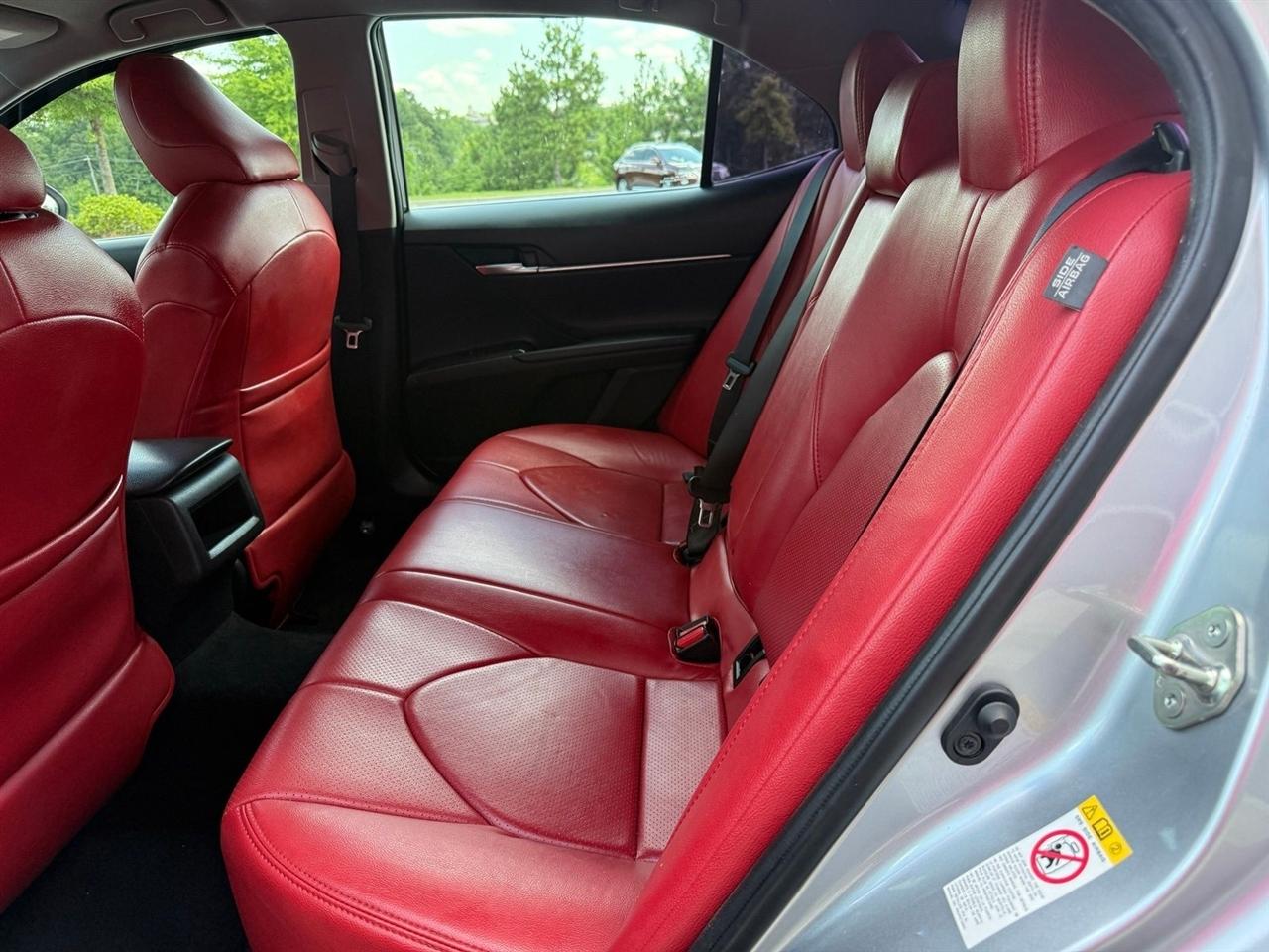 Toyota Camry  2018