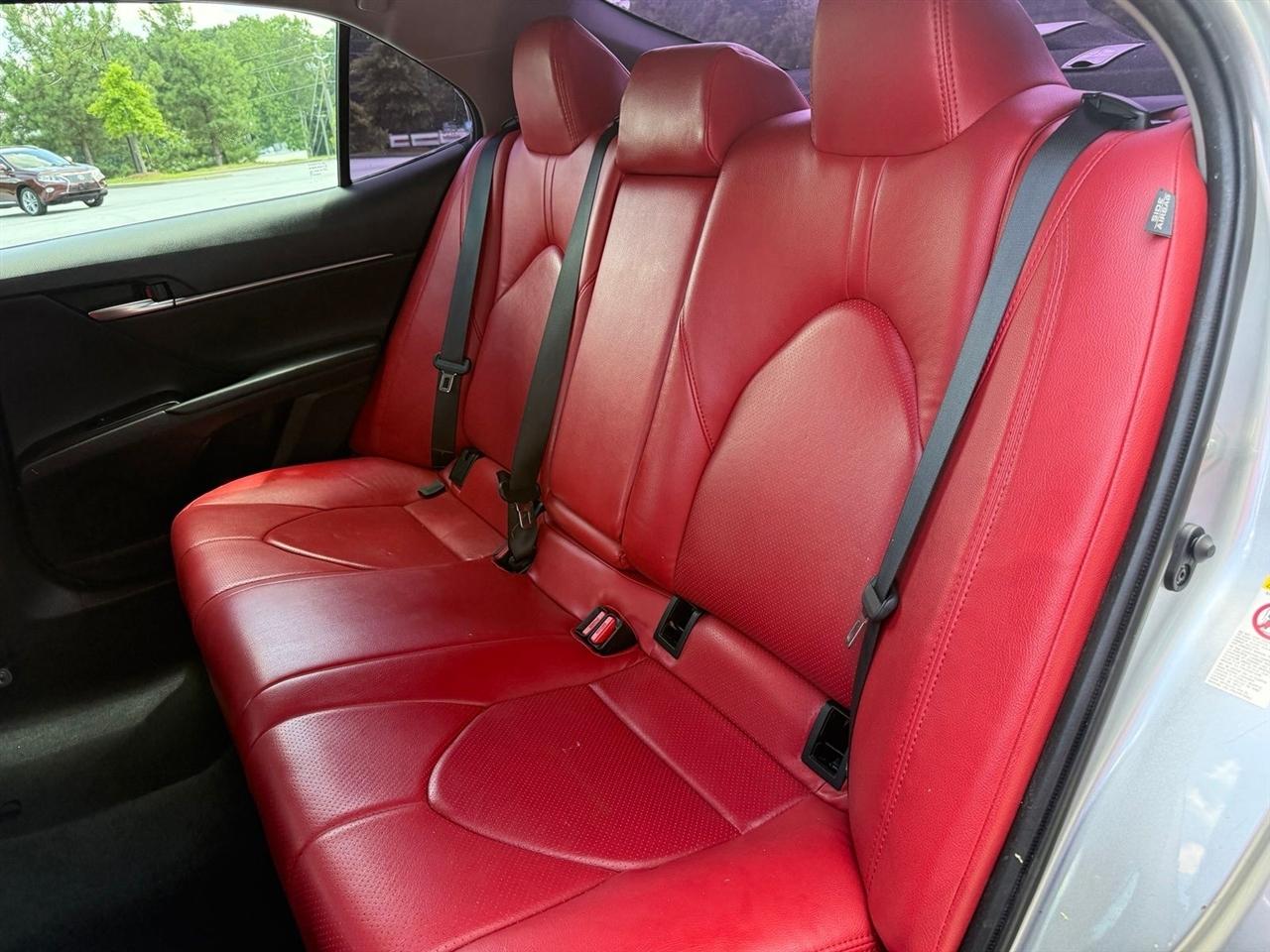 Toyota Camry  2018