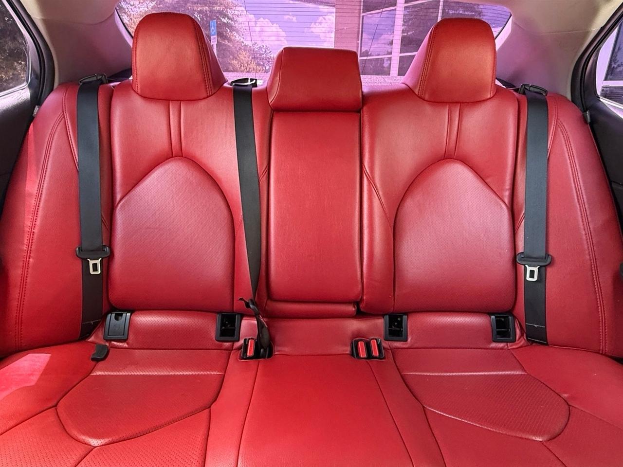 Toyota Camry  2018