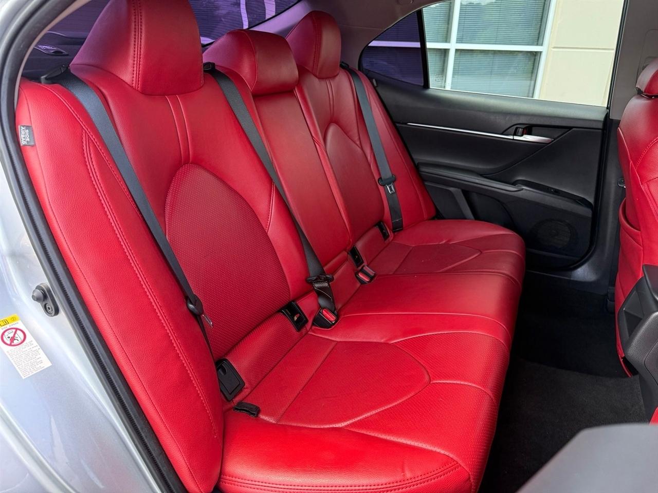Toyota Camry  2018