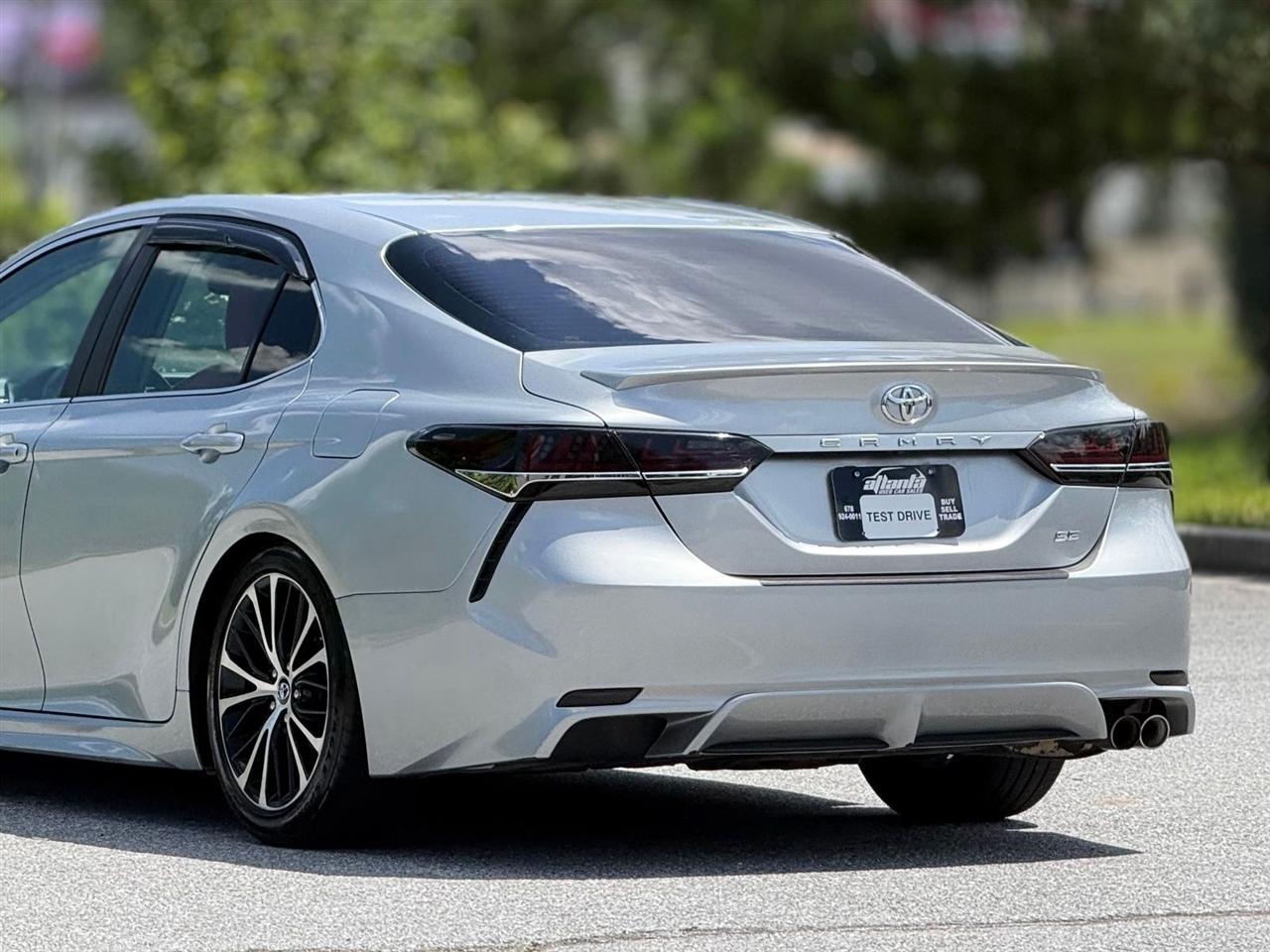 Toyota Camry  2018
