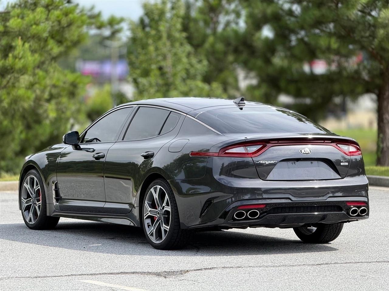 Kia Stinger  2019