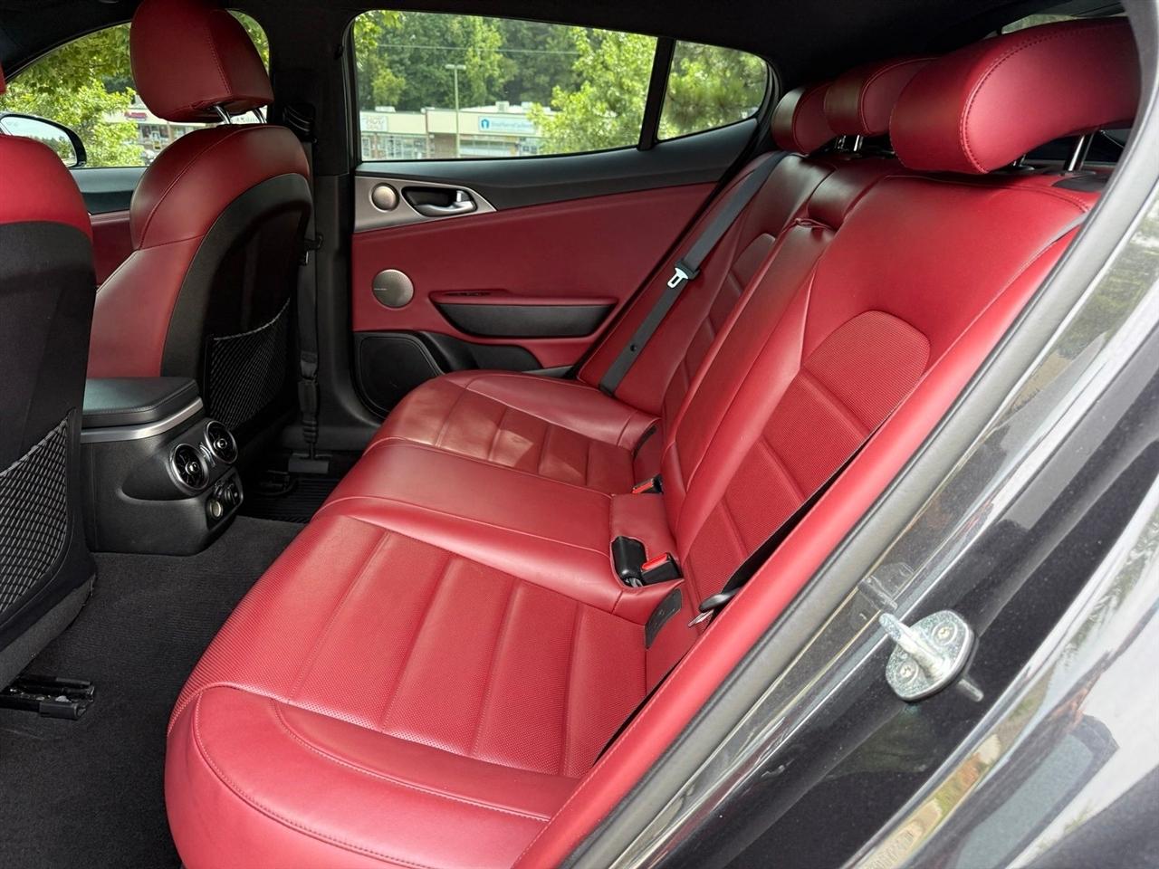 Kia Stinger  2019