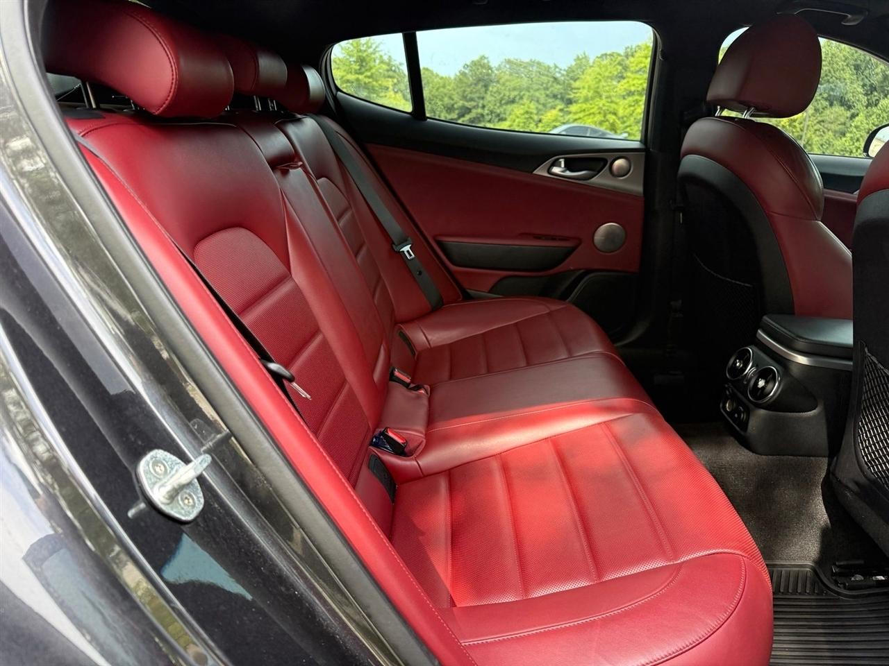 Kia Stinger  2019