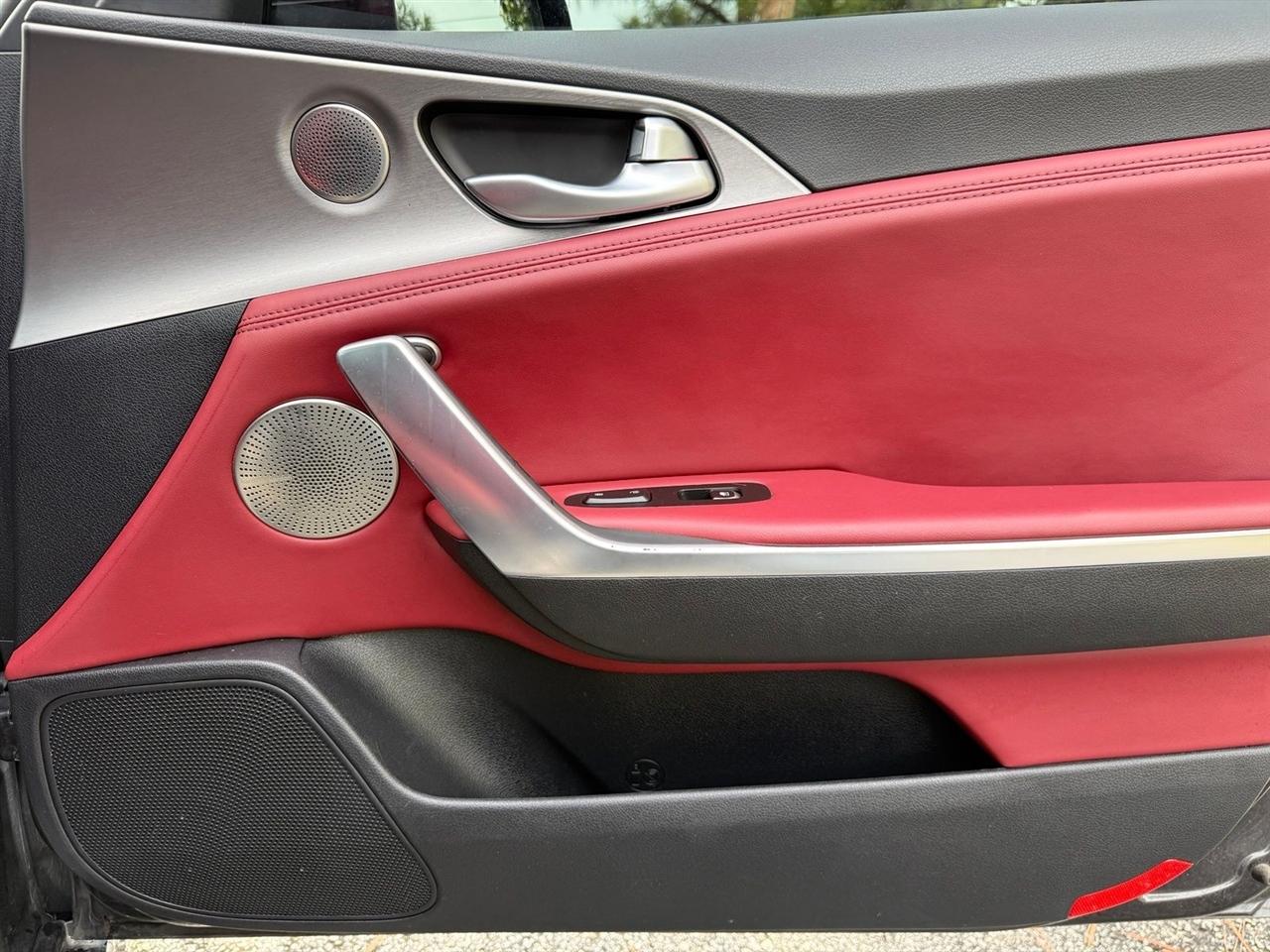 Kia Stinger  2019