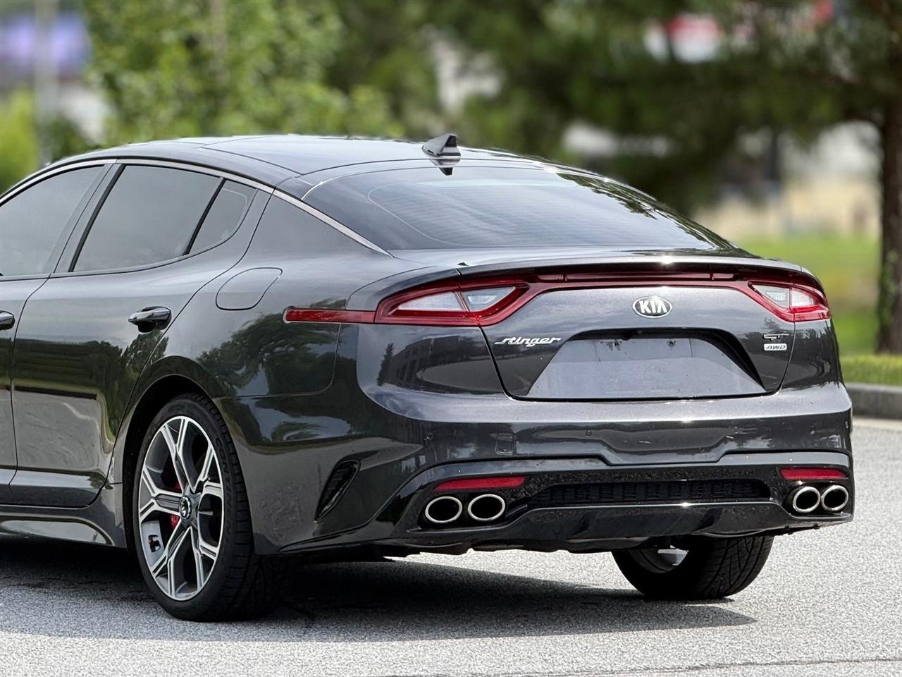 Kia Stinger  2019
