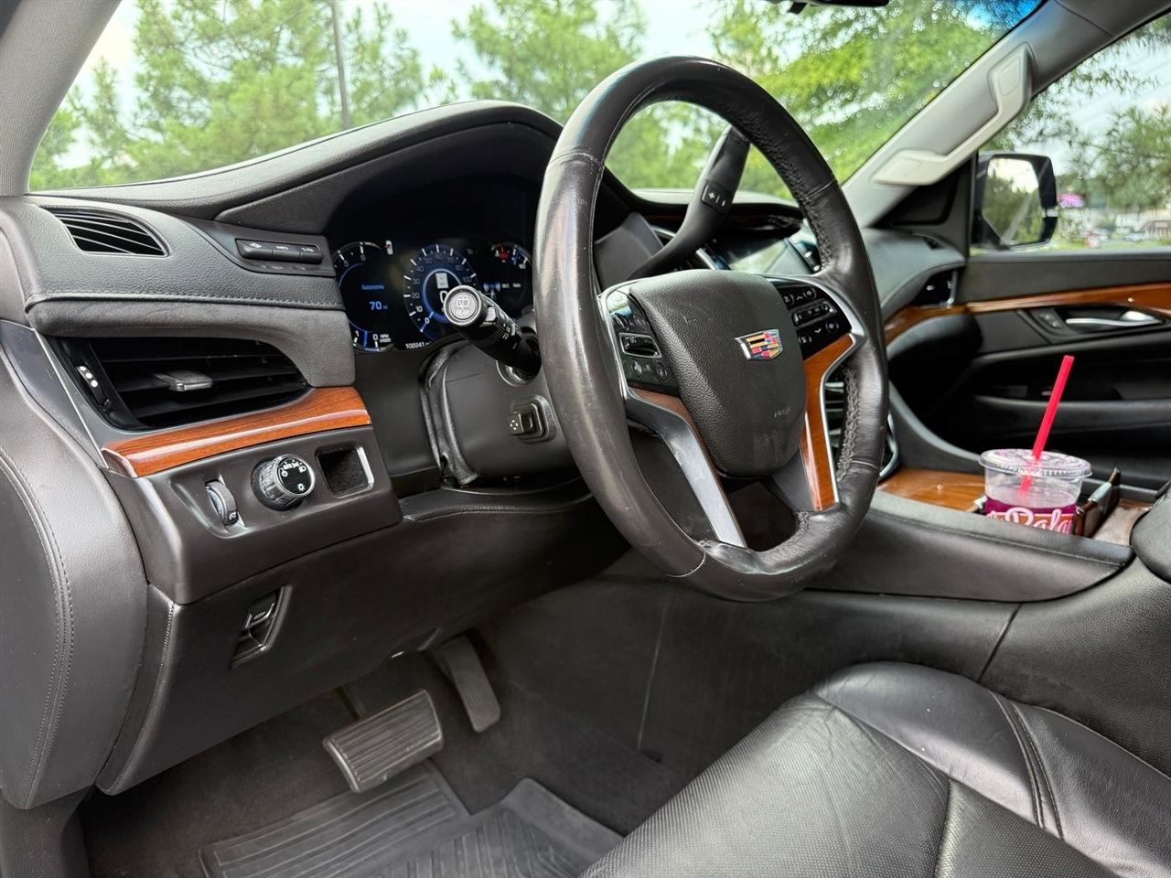 Cadillac Escalade  2018