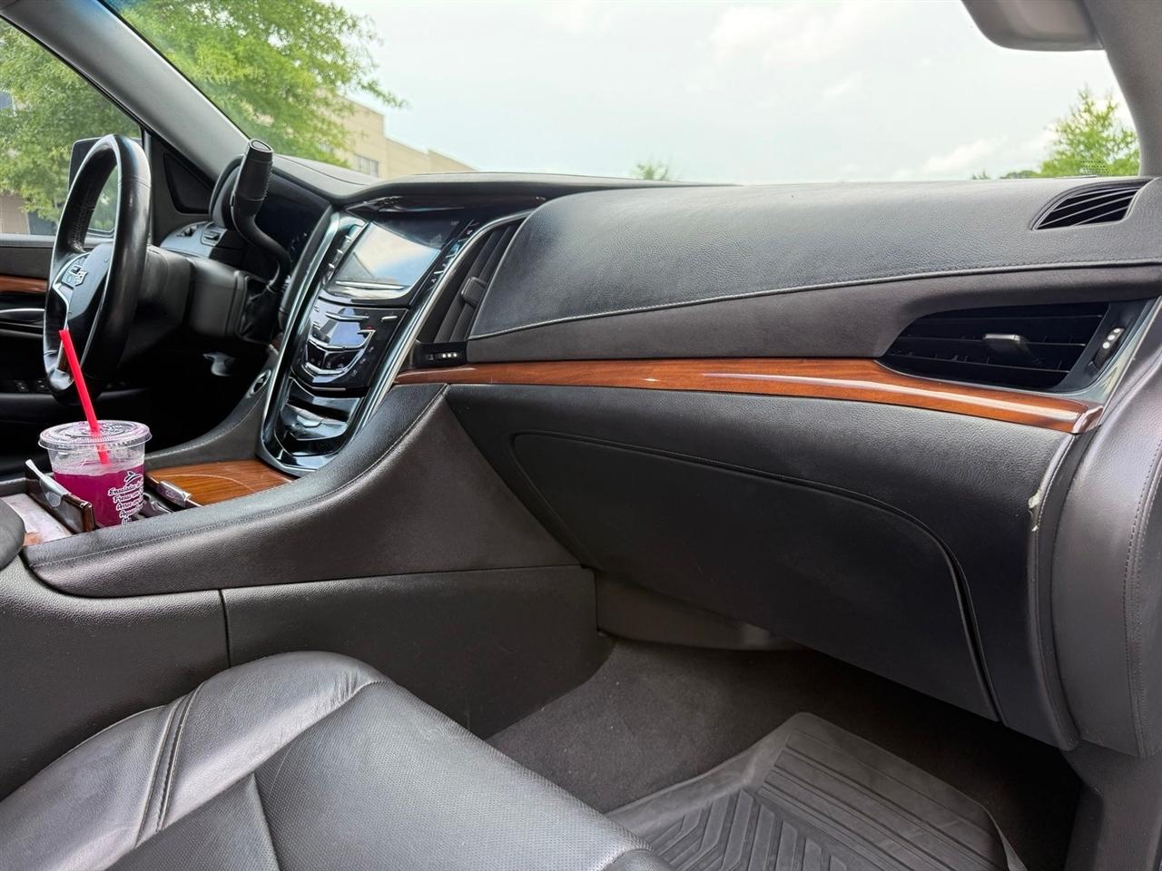 Cadillac Escalade  2018
