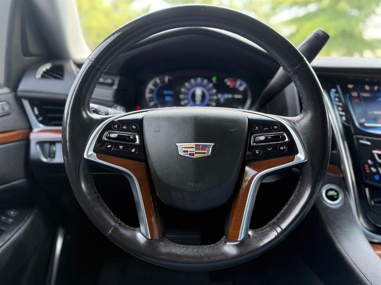 Cadillac Escalade  2018