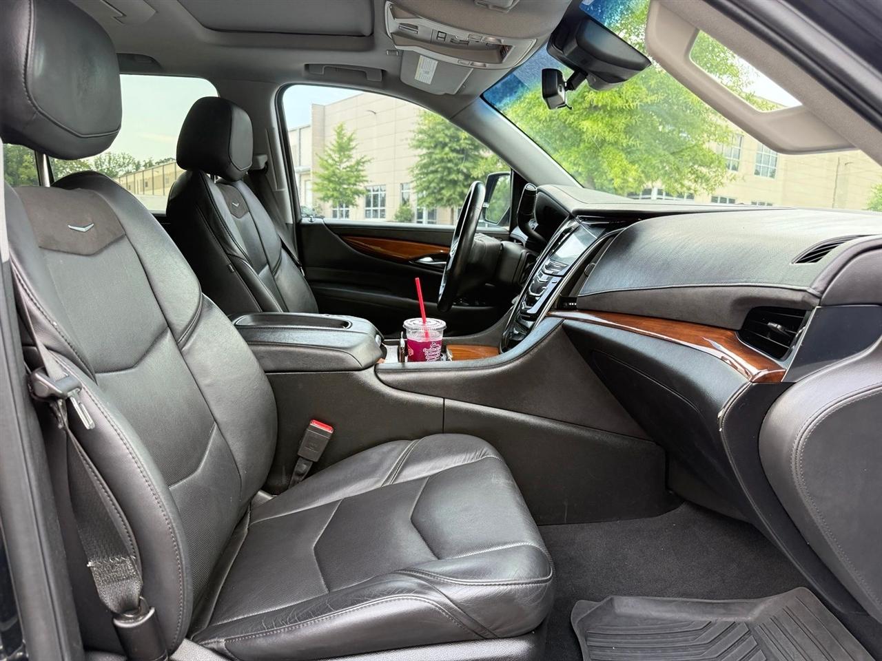Cadillac Escalade  2018