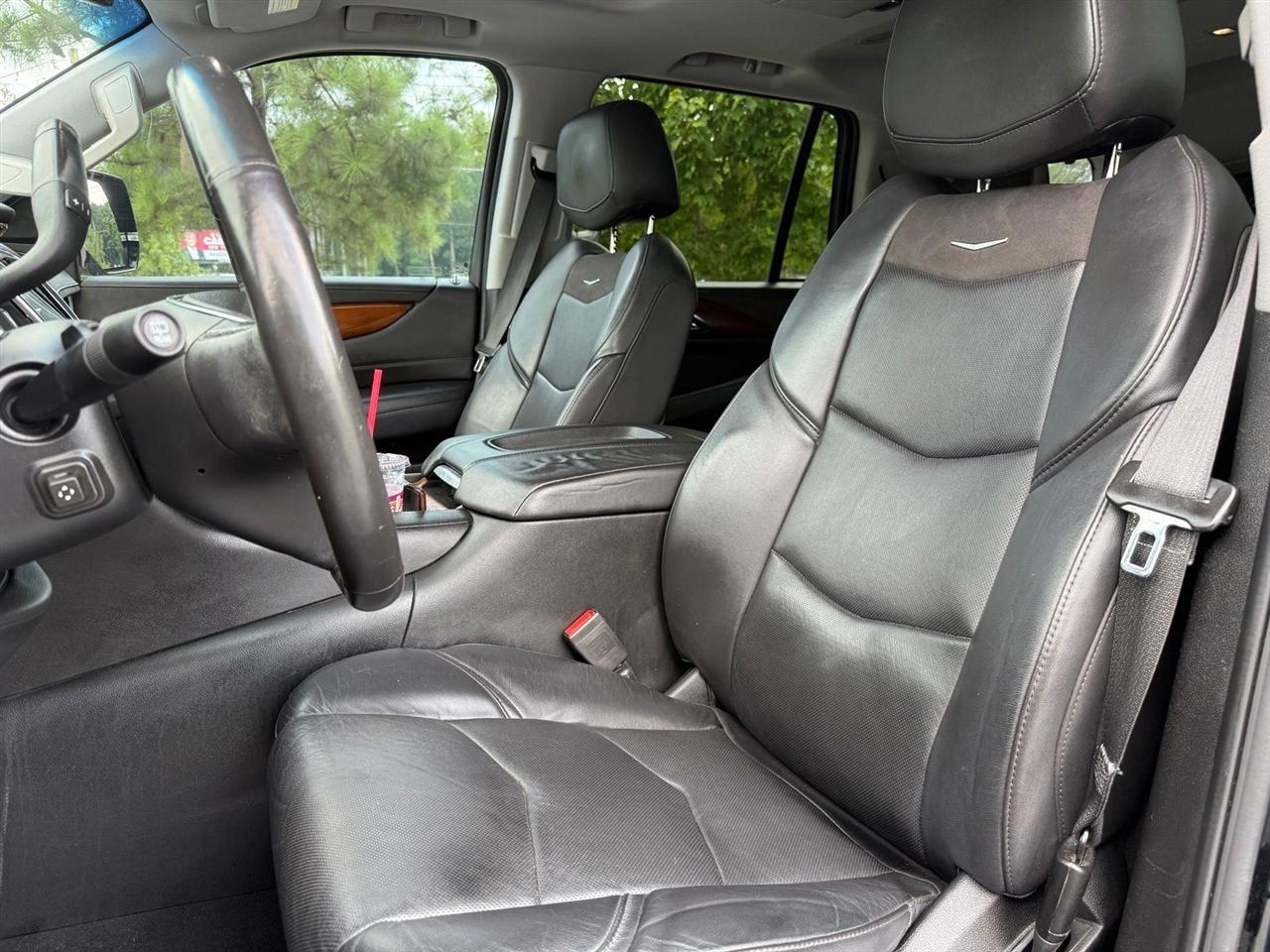 Cadillac Escalade  2018