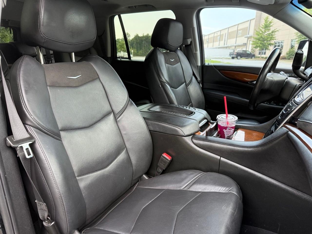 Cadillac Escalade  2018