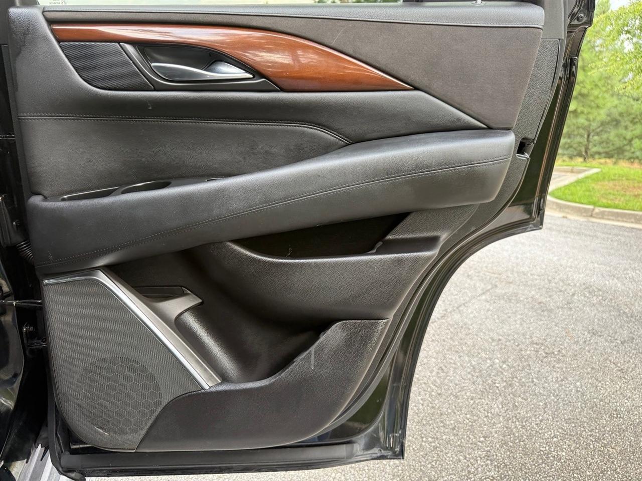 Cadillac Escalade  2018