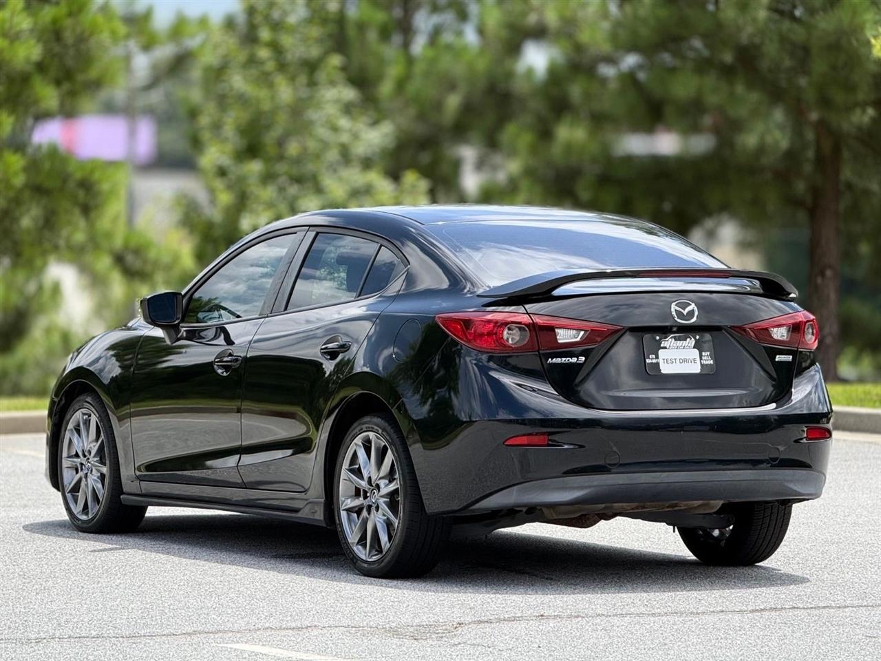 Mazda MAZDA3  2015