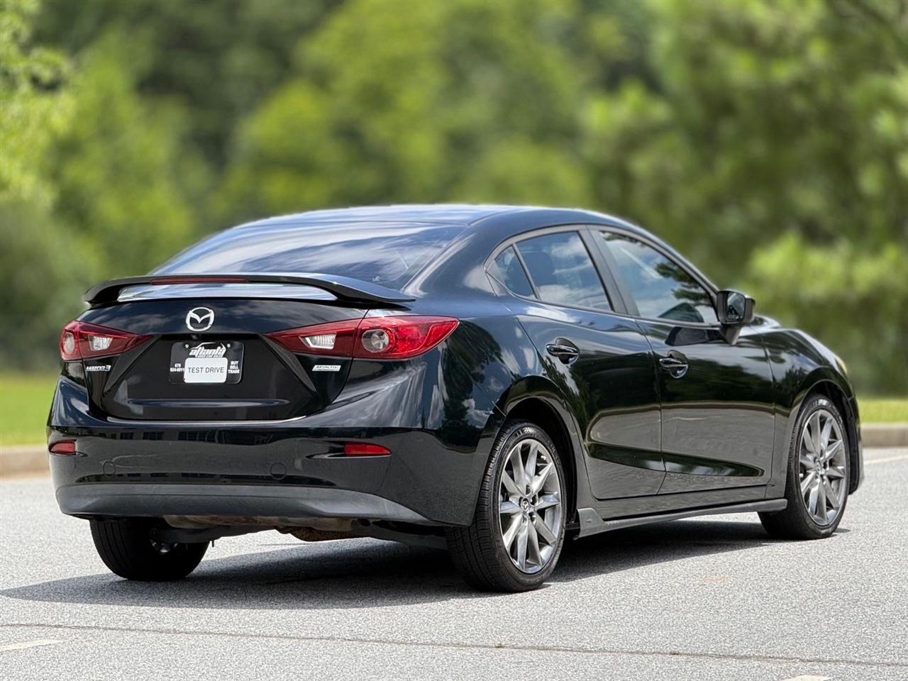 Mazda MAZDA3  2015