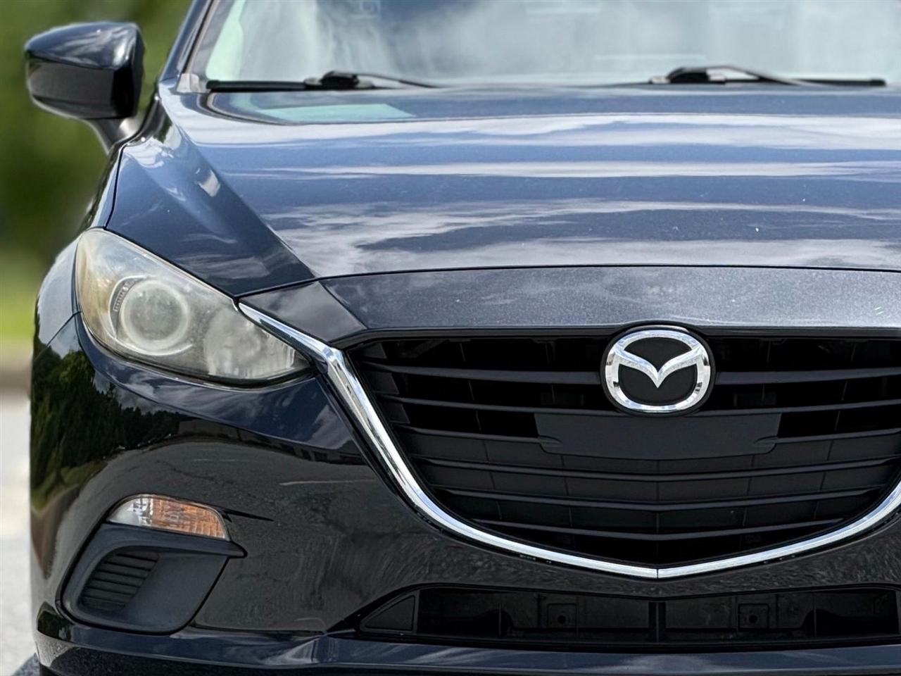 Mazda MAZDA3  2015