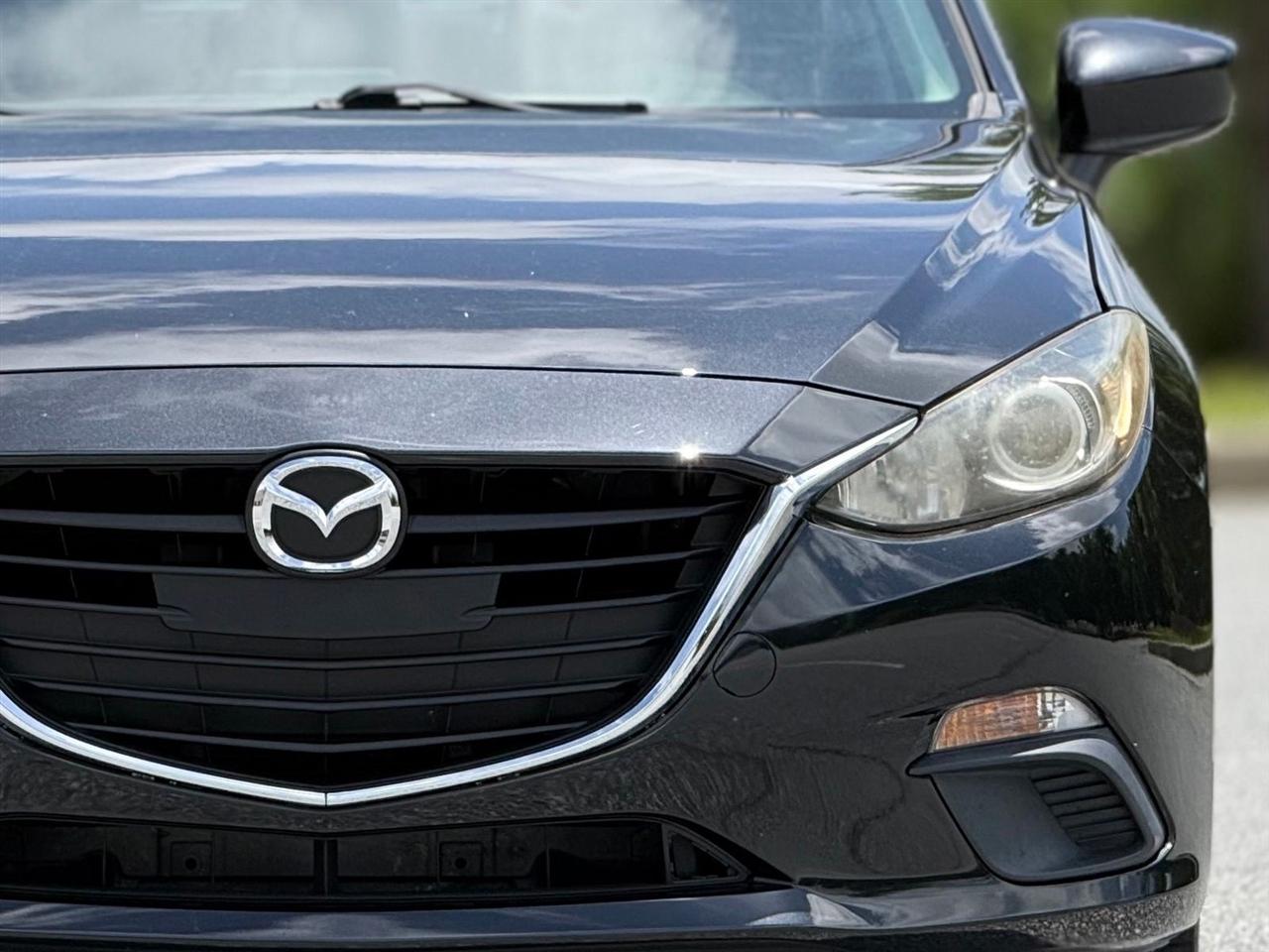 Mazda MAZDA3  2015