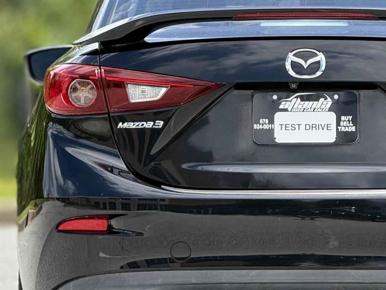 Mazda MAZDA3  2015