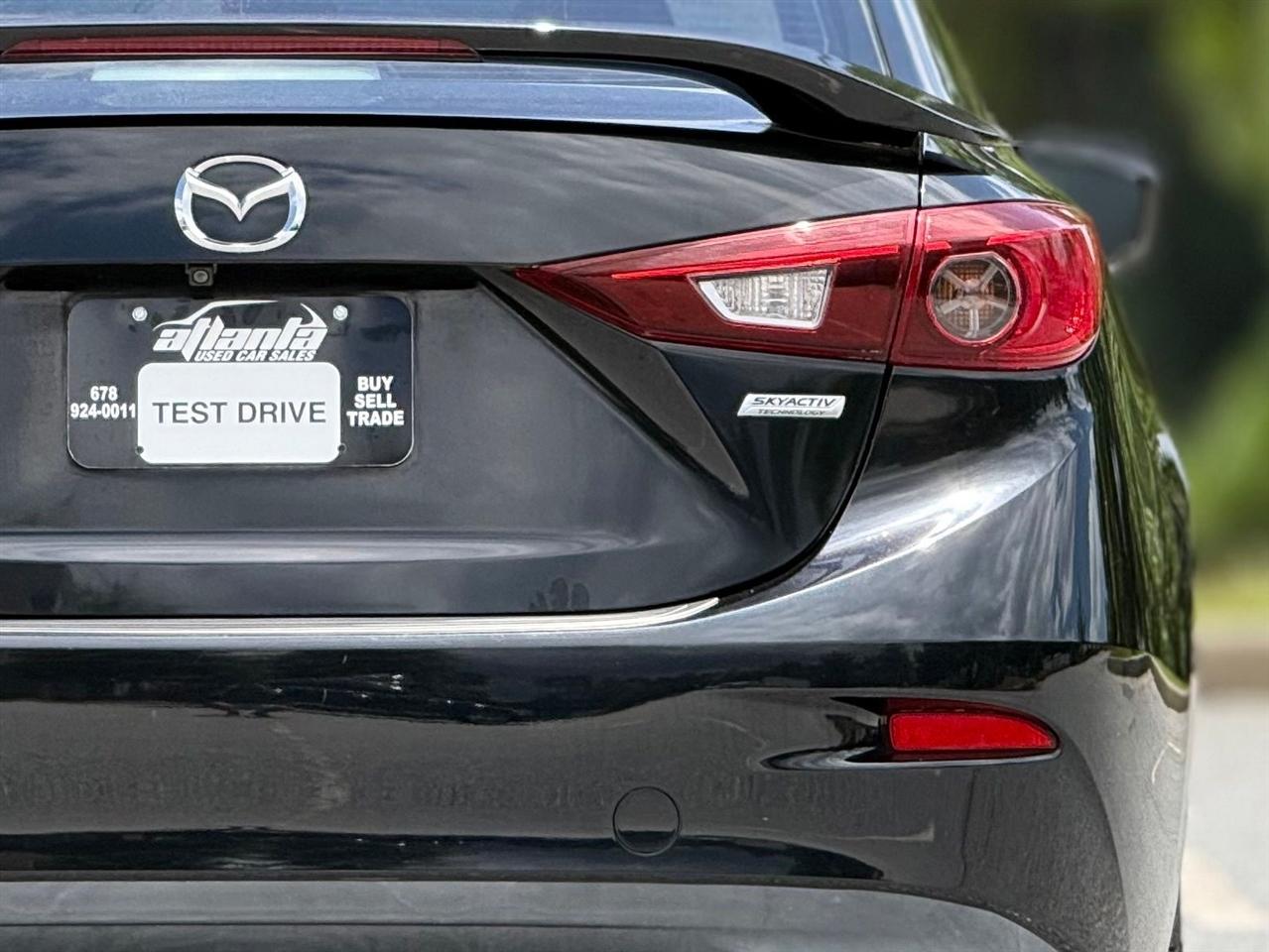 Mazda MAZDA3  2015