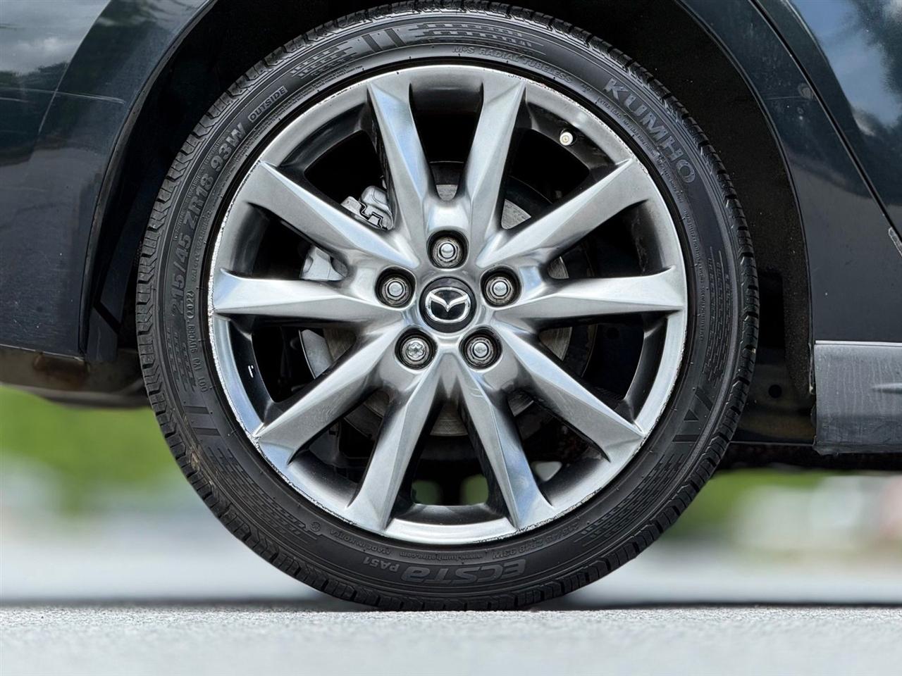 Mazda MAZDA3  2015