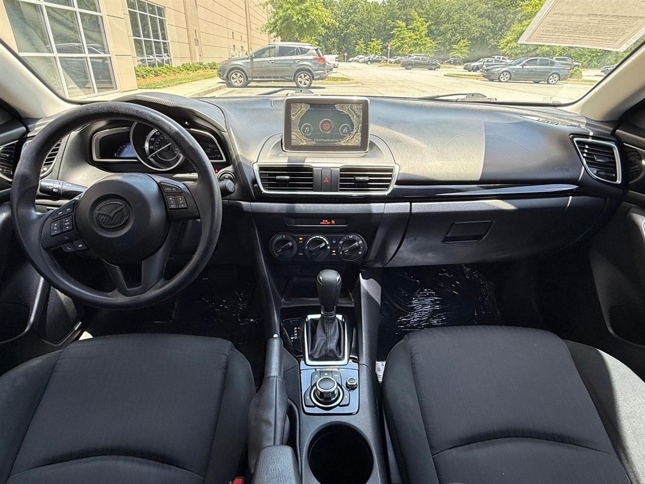 Mazda MAZDA3  2015