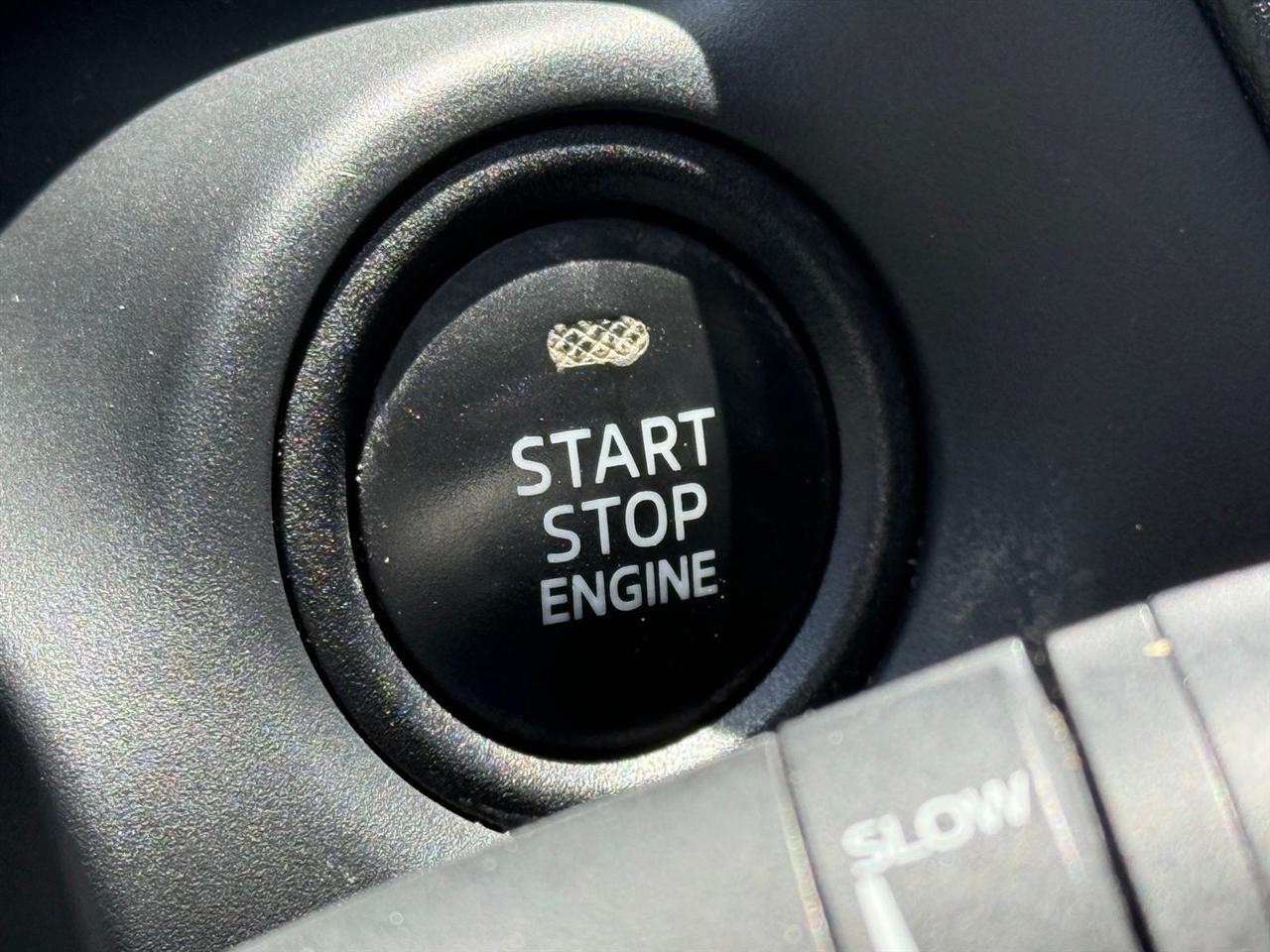 Mazda MAZDA3  2015