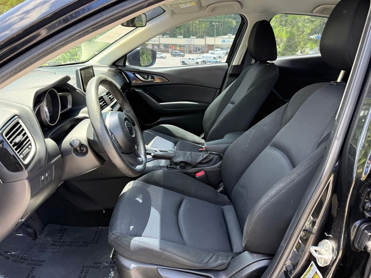 Mazda MAZDA3  2015