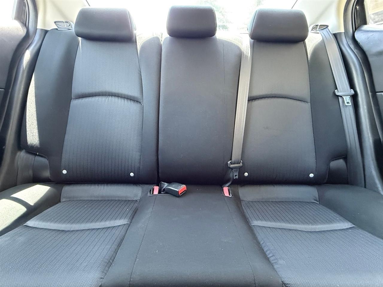 Mazda MAZDA3  2015