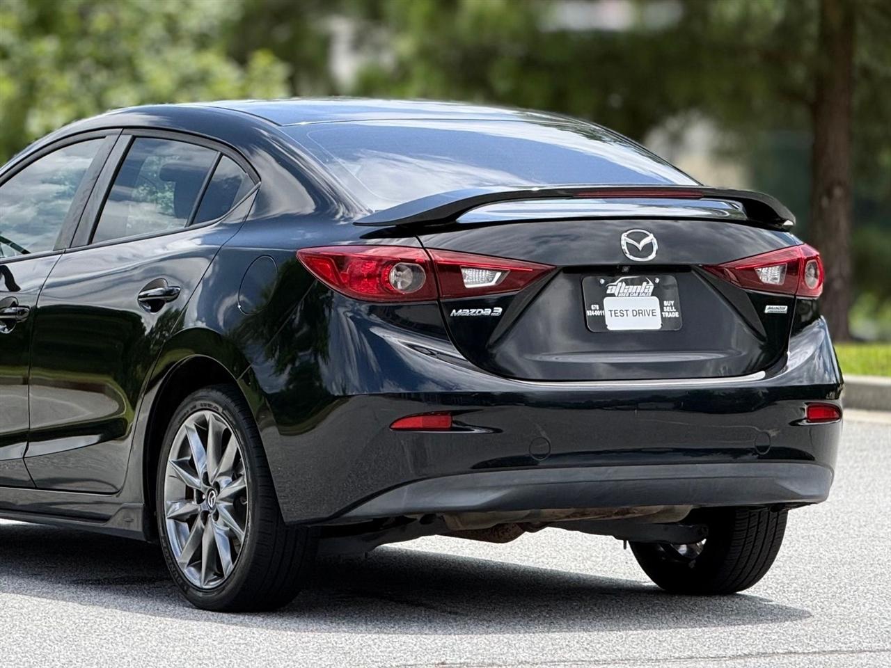 Mazda MAZDA3  2015