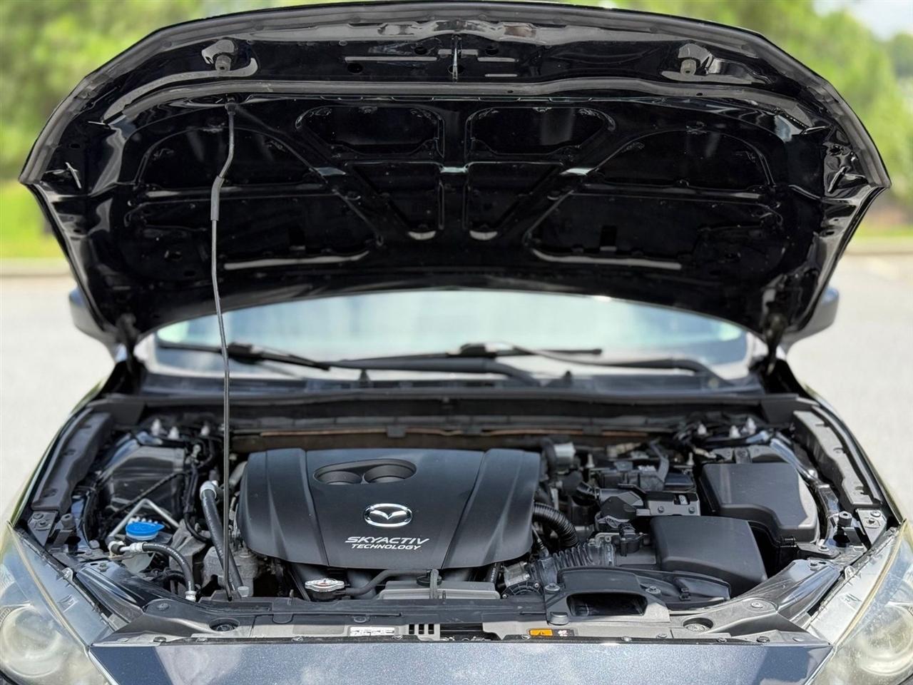 Mazda MAZDA3  2015