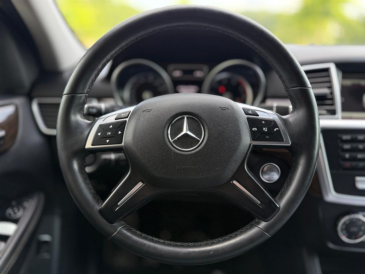 Mercedes-Benz M-Class  2015