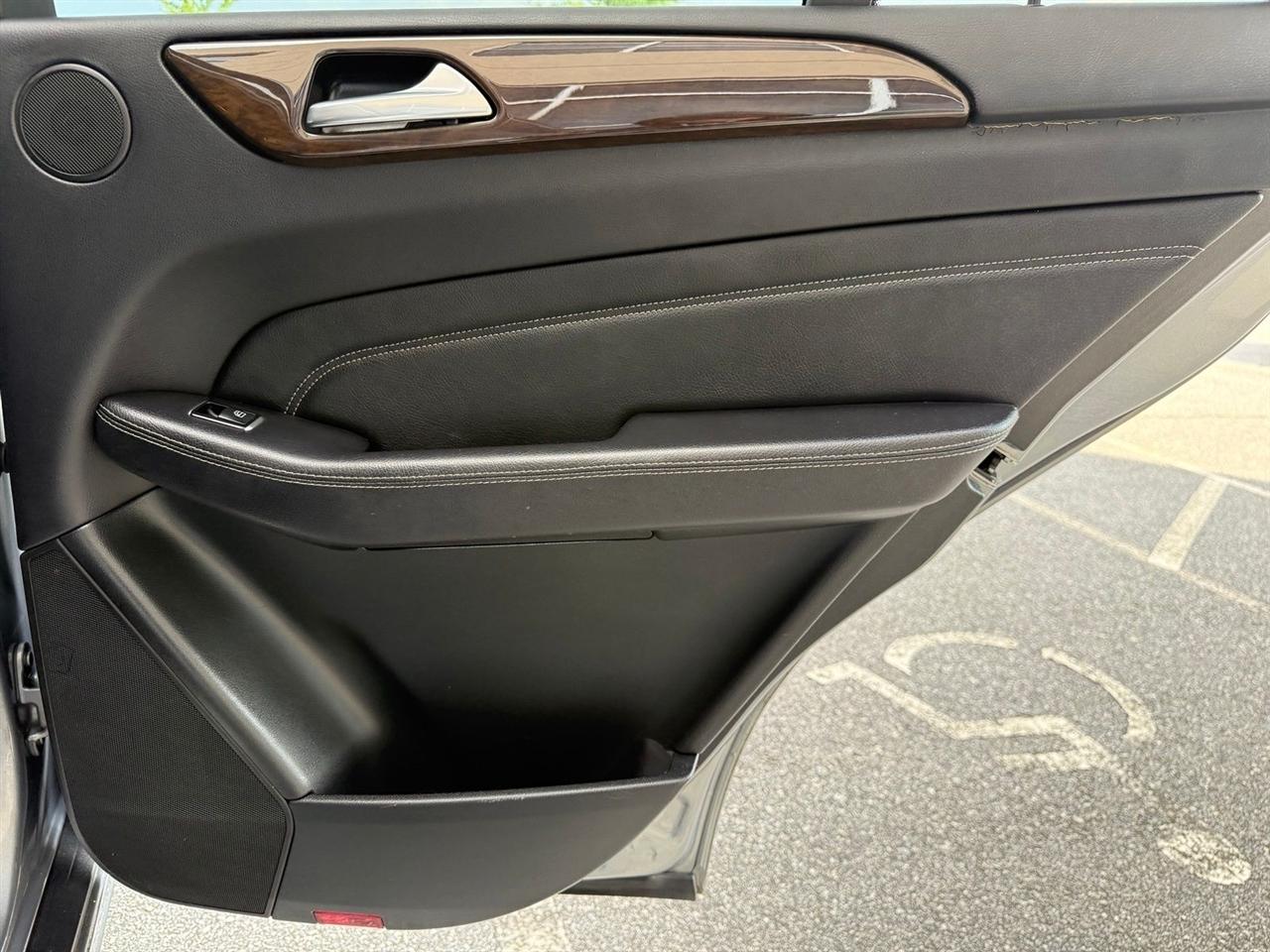 Mercedes-Benz M-Class  2015