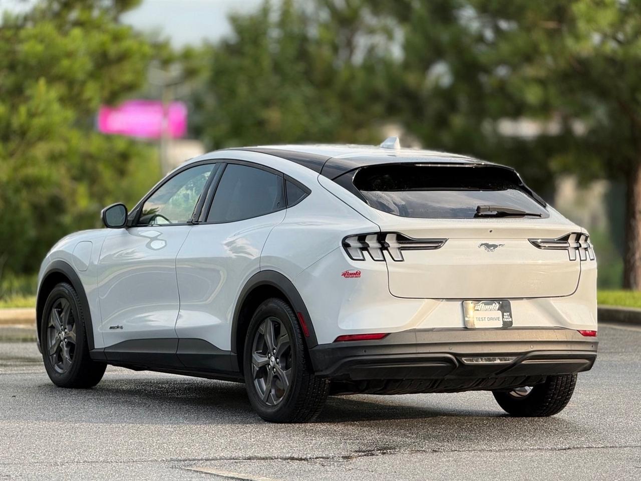 Ford Mustang Mach-E  2022