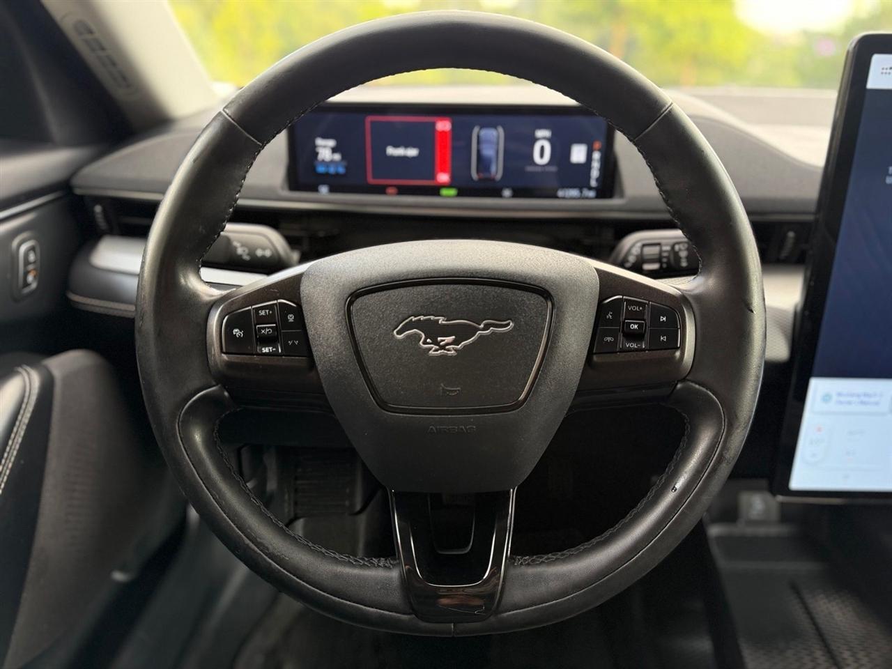 Ford Mustang Mach-E  2022