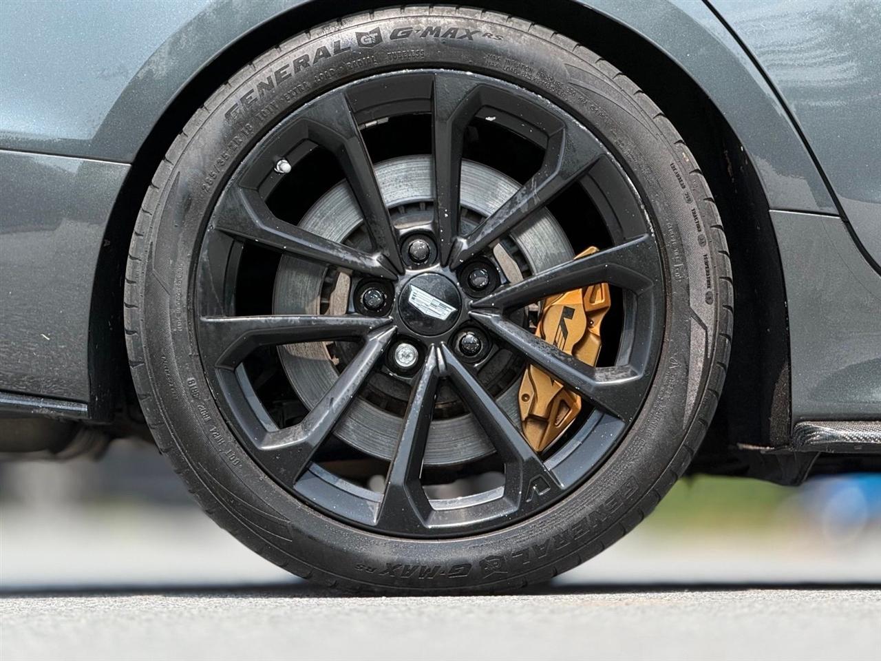 Cadillac ATS-V Sedan  2016