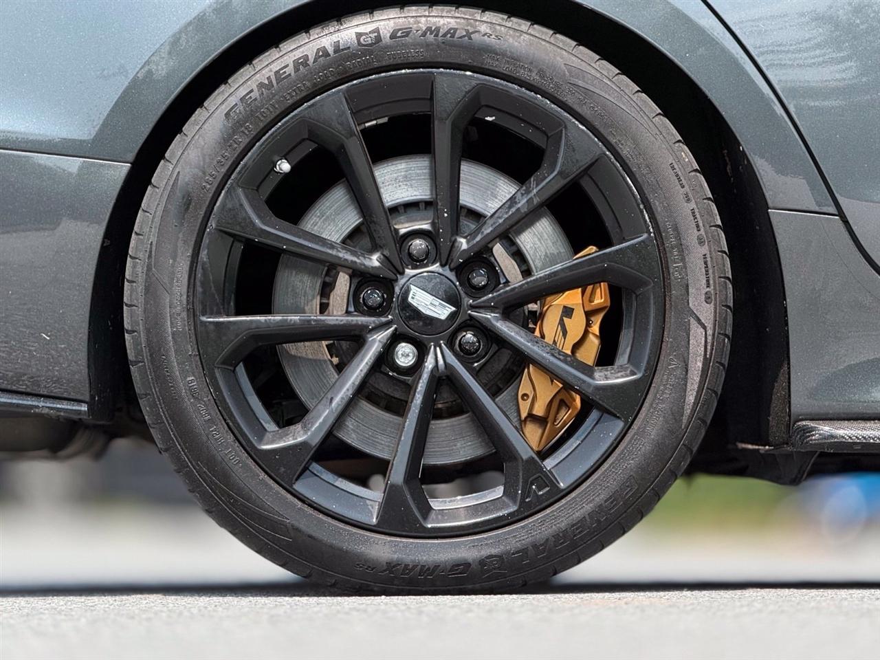 Cadillac ATS-V Sedan  2016