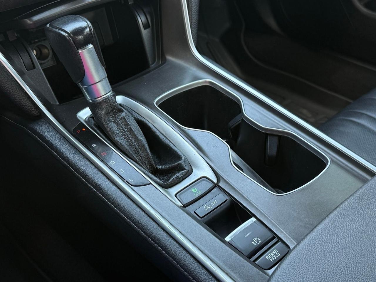 Honda Accord Sedan  2022